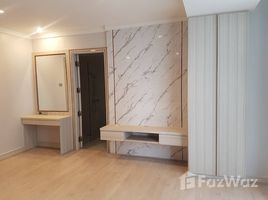 4 спален Кондо в аренду в Raj Mansion, Khlong Toei