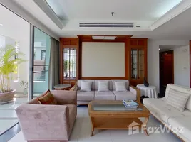 3 Bedroom Condo for rent at Suan Phinit, Thung Mahamek, Sathon