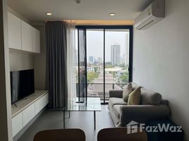 2 Habitación Departamento en alquiler en Mattani Suites, Khlong Tan Nuea