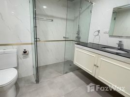 2 спален Кондо в аренду в M Towers, Khlong Tan Nuea