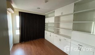 曼谷 Chong Nonsi Lumpini Suite Ratchada-Rama III 2 卧室 公寓 售 