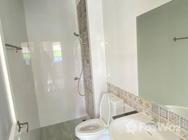 4 спален Таунхаус for sale in Пхукет Тощн, Пхукет, Ko Kaeo, Пхукет Тощн