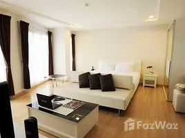 Studio Condo for rent at Baan K Residence, Si Lom