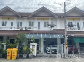 4 Schlafzimmer Reihenhaus zu verkaufen im Baan Wanna 2, Nai Mueang, Mueang Nakhon Si Thammarat, Nakhon Si Thammarat
