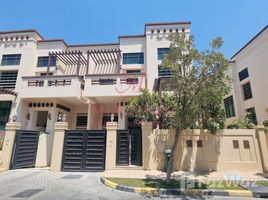 5 спален Вилла на продажу в Hills Abu Dhabi, Al Maqtaa