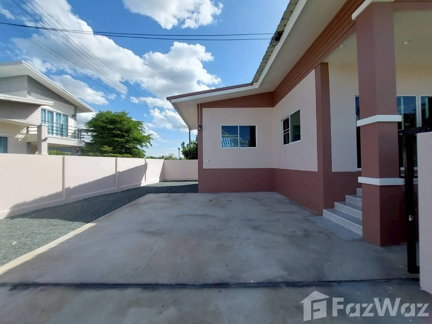 Modern style detached house for sale, includes air conditioners and curtains. Located in Nong Yaeng, Amphoe... — photo 4