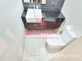 2 спален Квартира на продажу в Marina Blue Tower, Marina Square, Al Reem Island