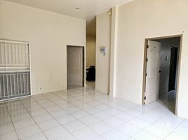 3 спален Дом в аренду в Chao Fah Garden Home 3, Ko Kaeo