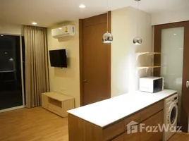 1 спален Кондо в аренду в Greenlake Condo Sriracha, Surasak