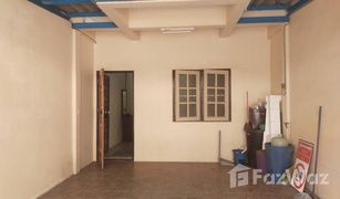 2 Schlafzimmern Reihenhaus zu verkaufen in Tha Sala, Lop Buri P.P. Land