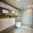 1 Habitación Departamento en alquiler en KnightsBridge Space Sukhumvit-Rama 4, Phra Khanong