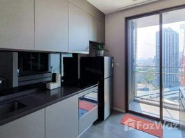 1 спален Квартира в аренду в The Room Sukhumvit 69, Phra Khanong Nuea