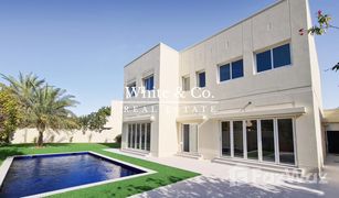 5 Schlafzimmern Villa zu verkaufen in , Dubai Meadows 2