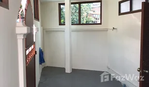 2 Bedrooms Townhouse for sale in Bang Mot, Bangkok 