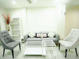 3 Bedroom Townhouse for sale at Thanapat Haus Sathorn-Narathiwas, Chong Nonsi, Yan Nawa