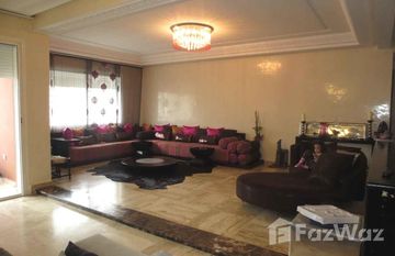 Très bel appartement spacieux à vendre situé au centre ville in Na Kenitra Maamoura, Gharb Chrarda Beni Hssen