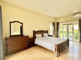 3 спален Дом в аренду в Silk Road Place, Huai Yai