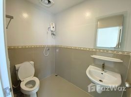  Торговые площади for rent in CentralPlaza Аэропорт Чианг Мая, Suthep, Pa Daet