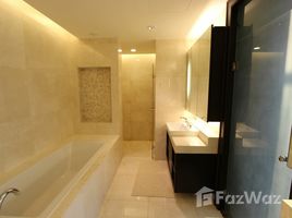 2 спален Кондо на продажу в Oriental Residence Bangkok, Lumphini, Патхум Щан