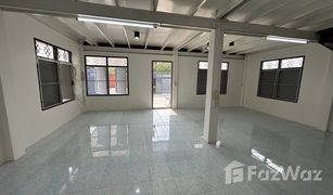 3 Bedrooms House for sale in Bang Chak, Bangkok 