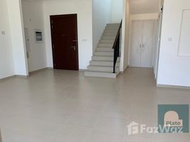 3 спален Таунхаус на продажу в Noor Townhouses, Town Square