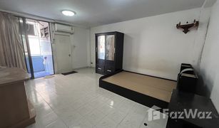 1 Schlafzimmer Wohnung zu verkaufen in Hua Mak, Bangkok Sinsetthee Resident Town 2
