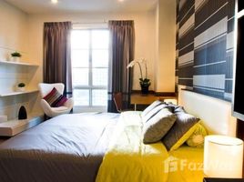 2 спален Кондо в аренду в Citi Smart Condominium, Khlong Toei