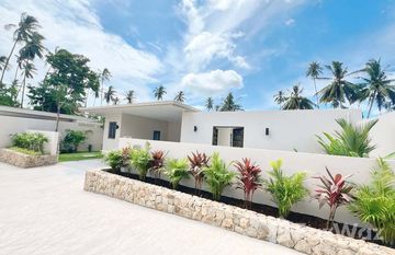 Tropical Golf in Maenam, Surat Thani