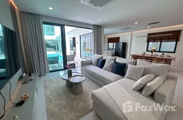 5 bedroom วิลล่า for sale at in ภูเก็ต, ไทย