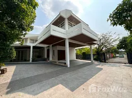 วิลล่า 4 ห้องนอน ให้เช่า ในทำเล พระโขนงเหนือ, กรุงเทพมหานคร, พระโขนงเหนือ, วัฒนา