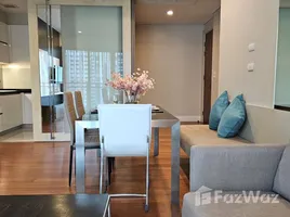 Bright Sukhumvit 24에서 임대할 1 침실 콘도, Khlong Tan
